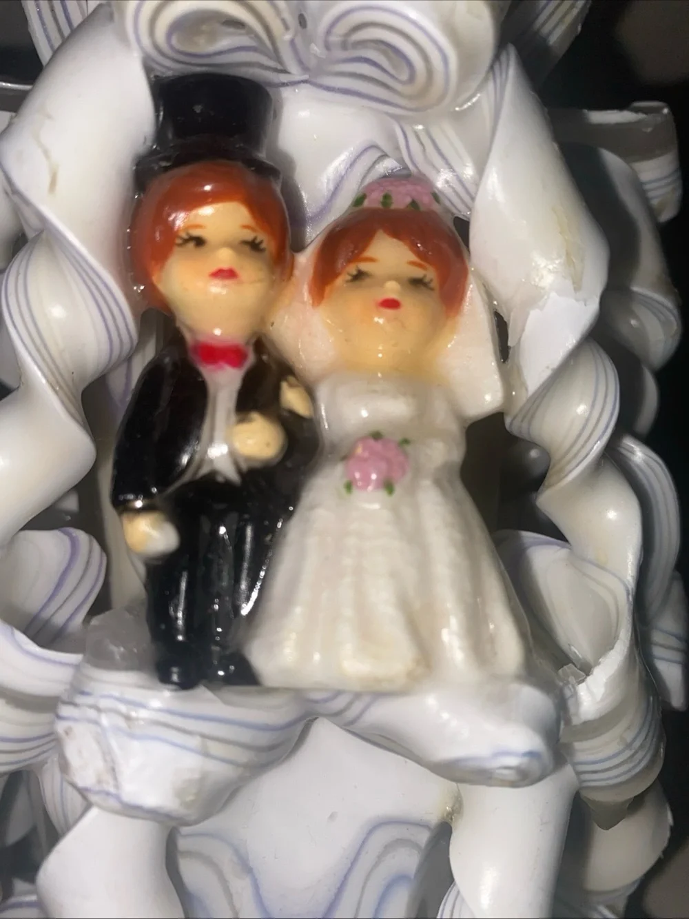 Vtg Wedding Designs By Wax Works Candle Bride and Groom Figures Hearts